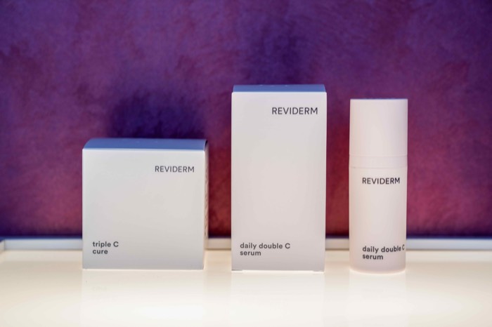 REVIDERM Triple C Cure und Daily Double C Serum im Institut